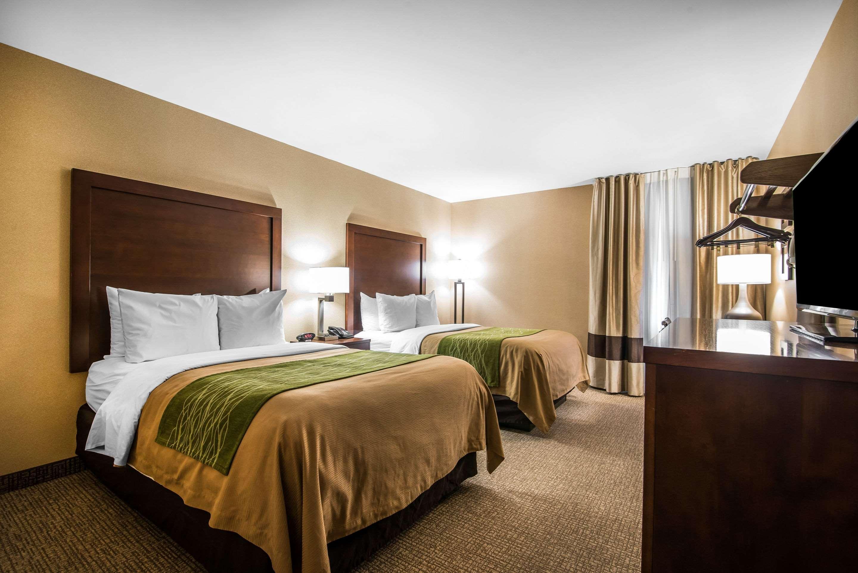 Quality Inn & Suites Towanda Exterior photo