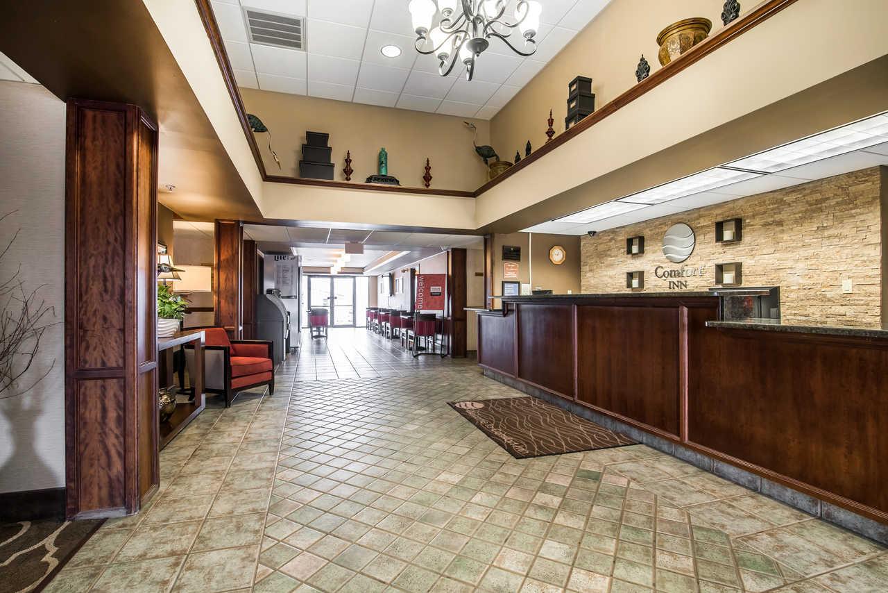 Quality Inn & Suites Towanda Exterior photo