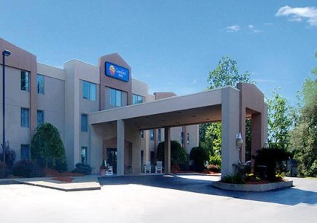 Quality Inn & Suites Towanda Exterior photo