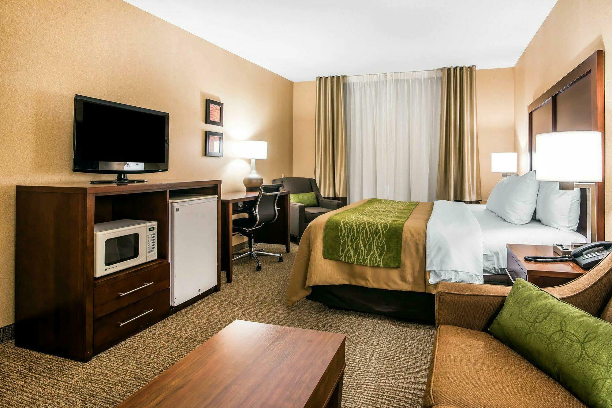 Quality Inn & Suites Towanda Exterior photo