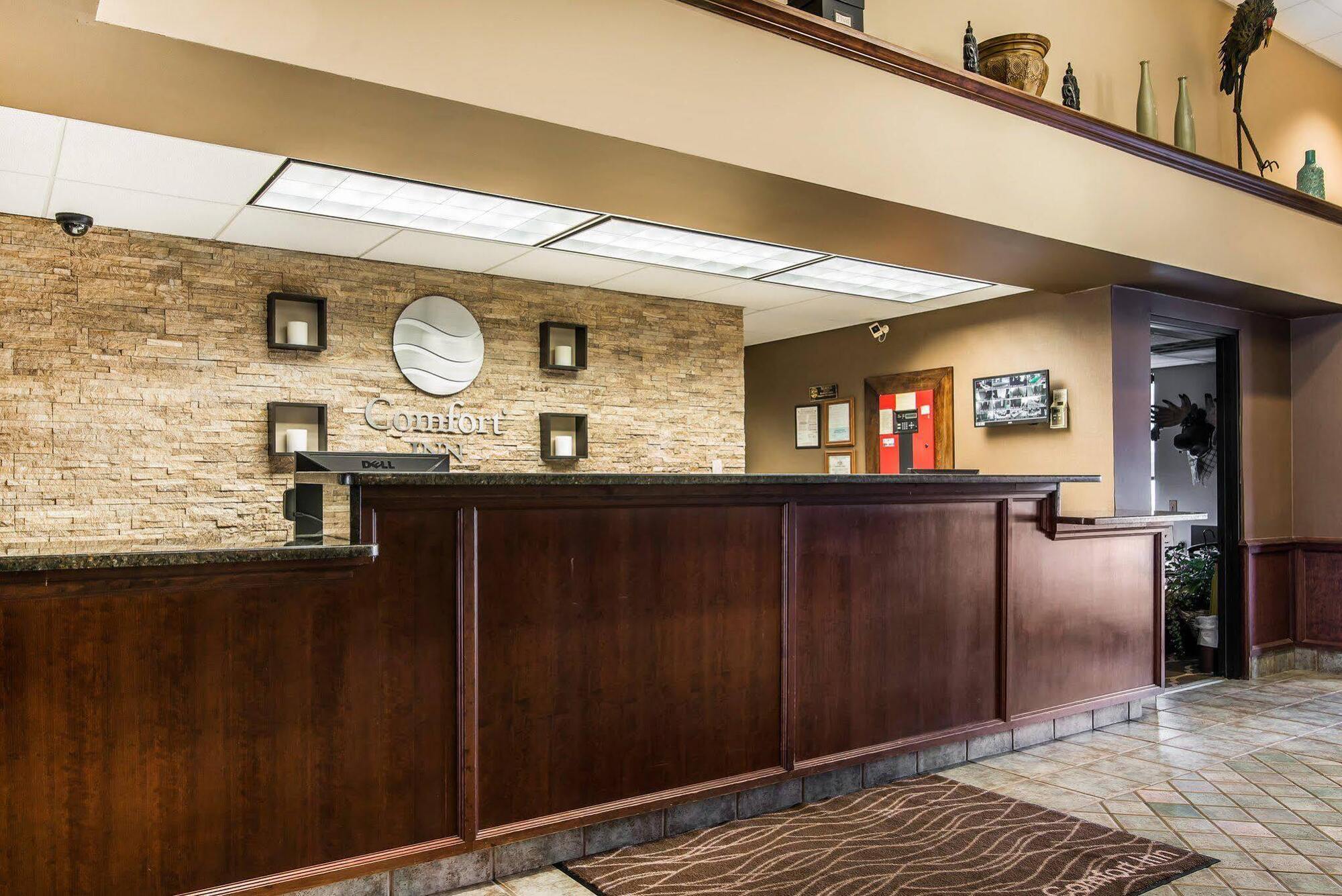 Quality Inn & Suites Towanda Exterior photo